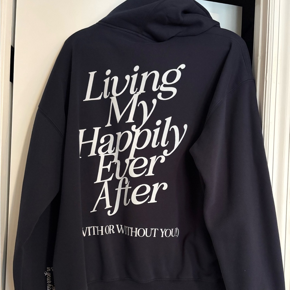 “No Prince Charming” Navy Hoodie - Brand New Without Tags - Sold Out Online - Picture 2 of 8